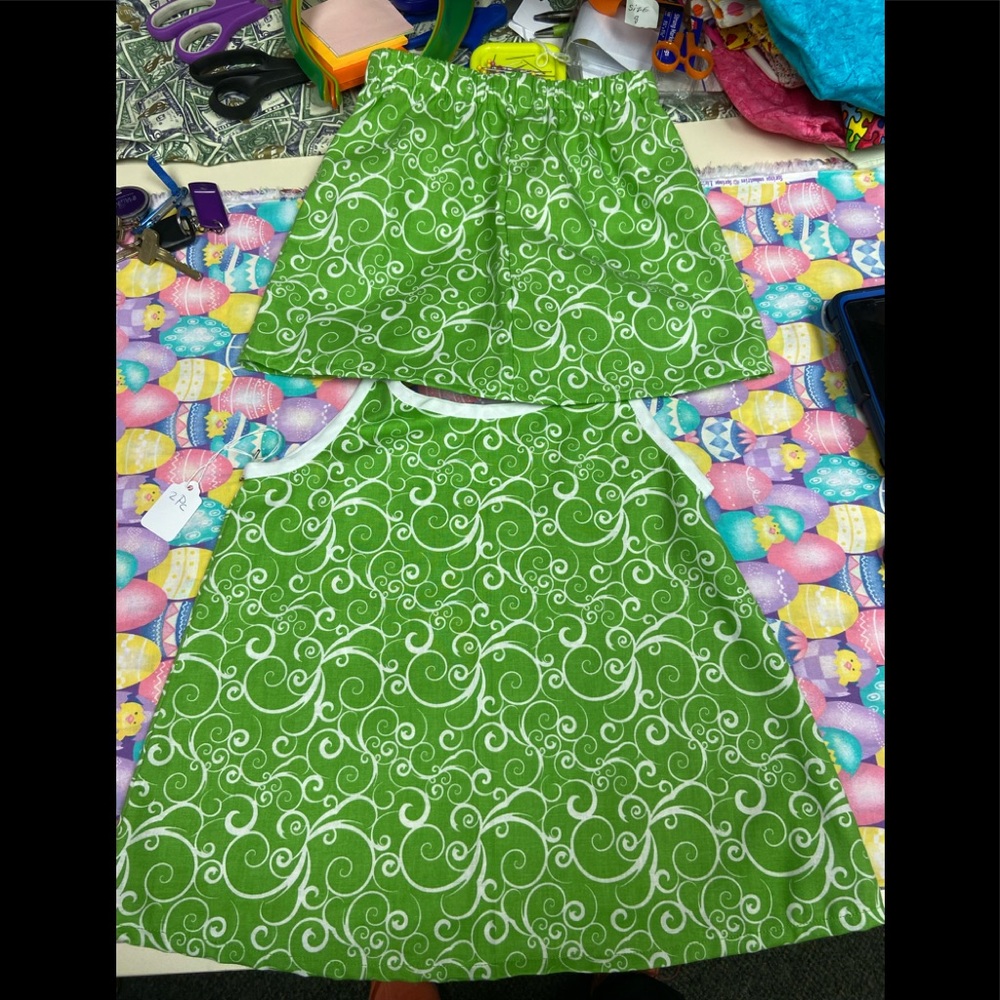 Vibrant green/white 2 piece skirt set
